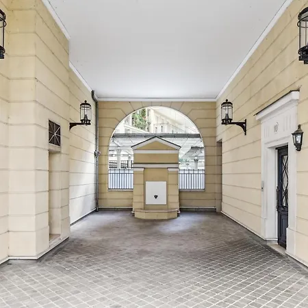 Premium And Spacious Apart With Terrace * Courbevoie