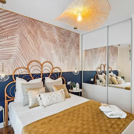 Apartment Premium And Spacious Apart With Terrace