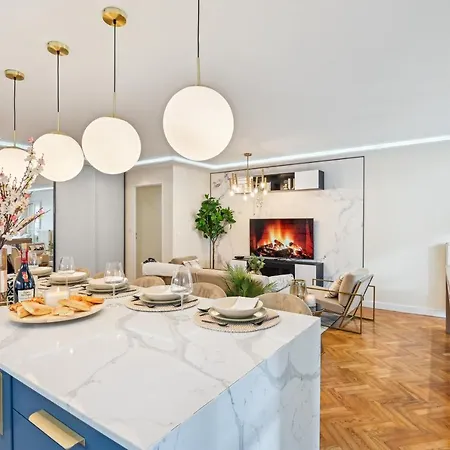 Apartment Premium And Spacious Apart With Terrace